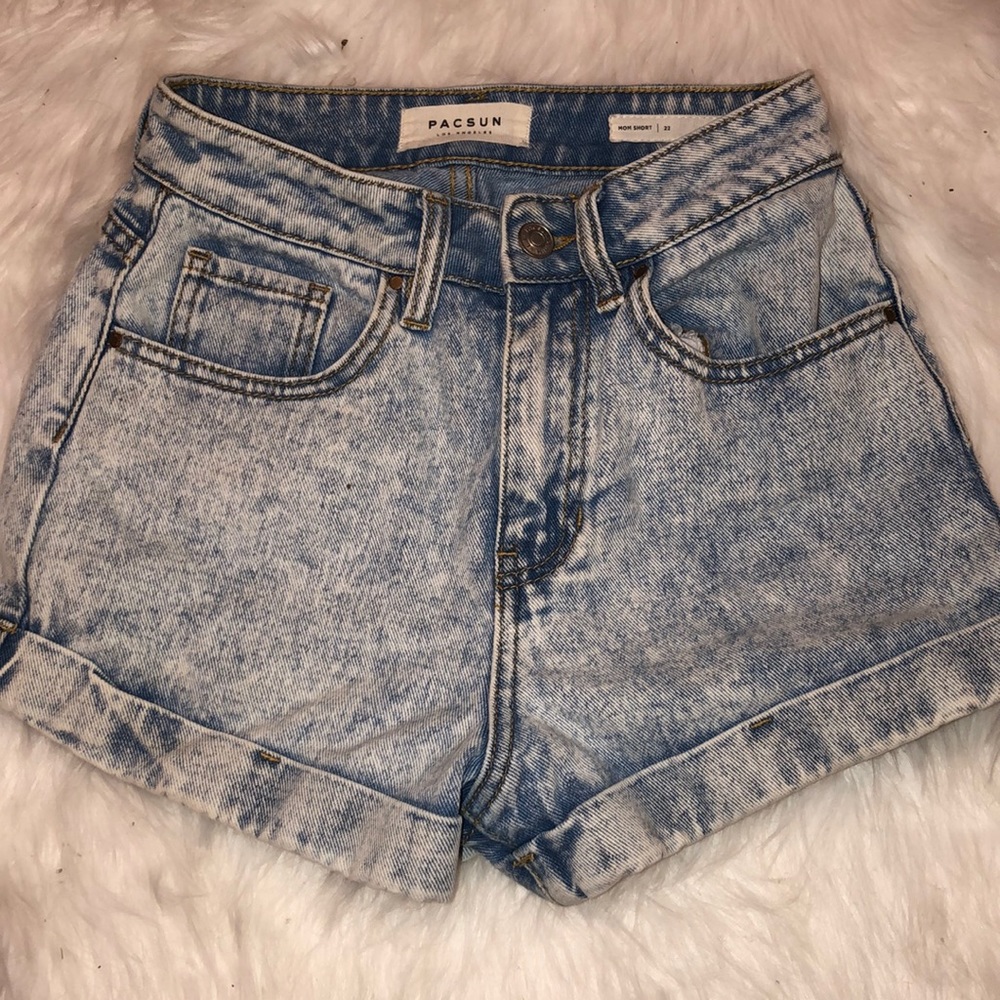 PACSUN ACID WASH SHORTS SIZE 22